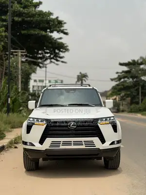 Lexus GX 2025 White