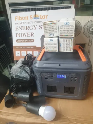 Brand New 550w Solar Generator With Panel and 4bulbs