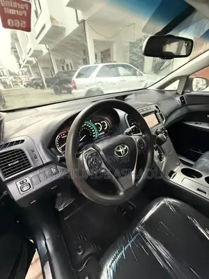 Toyota Venza 2012