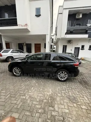 Toyota Venza 2012