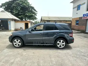 Mercedes-Benz M Class 2011 Gray
