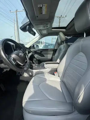 Toyota Highlander 2023 Green