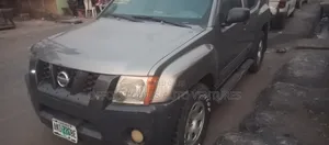Nissan Xterra SE 2010 Gray