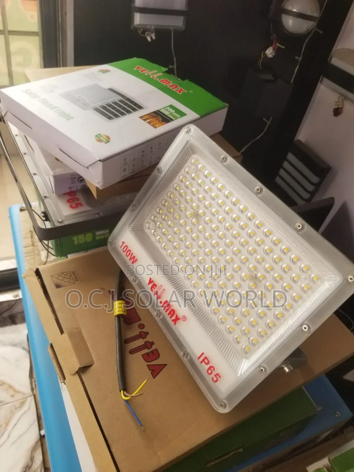 Vellmax Electric Floodlight 100watts