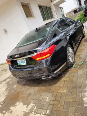 Kia Quoris 2018 Black