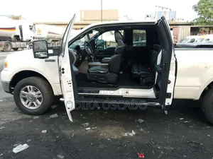 Ford F-150 Super Cab 4x4 2007 White