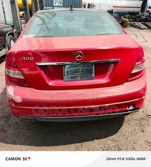 Mercedes-Benz C300 Luxury 4Matic Sedan AWD (3.0L 6cyl 7A) 2010 Red