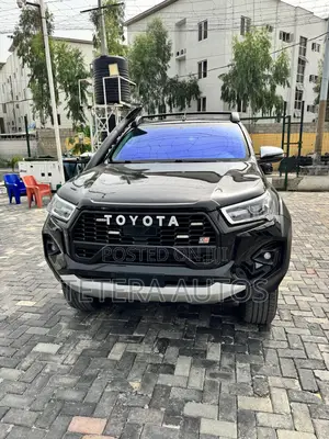 Toyota Hilux Revo Double Cab Petrol 2.7 AWD 2020 Black