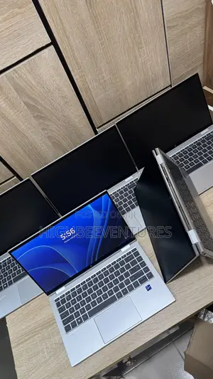 Laptop HP EliteBook 1040 G8 16GB Intel Core i7 SSD 512GB