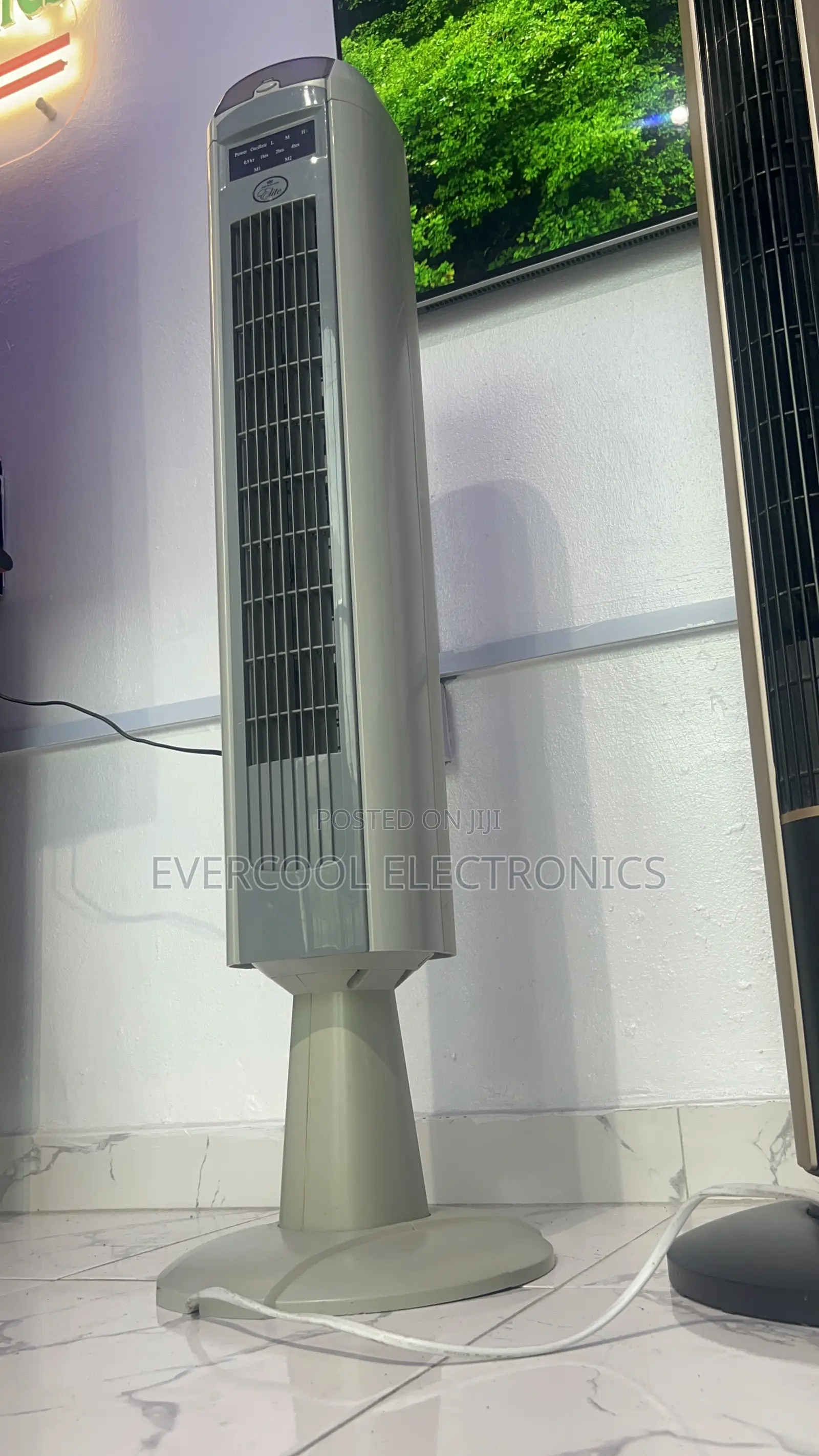 Elite Oscillating Tower Fan