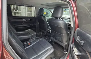 Toyota Highlander 2016 Burgundy