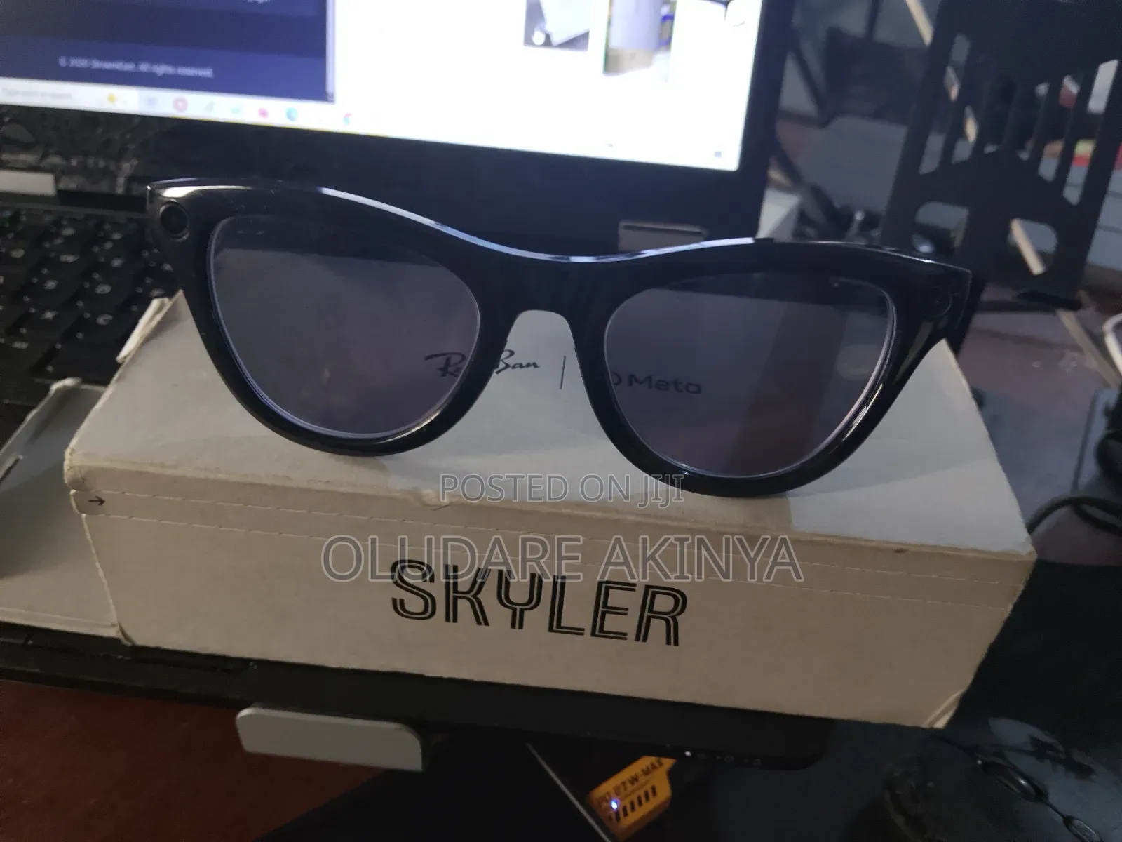 Ray-Ban Meta Skyler Smart Glasses