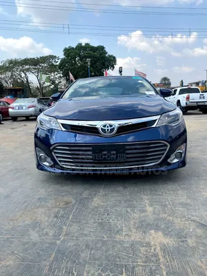 Toyota Avalon XLE Premium 4dr Sedan (3.5L 6cyl 6A) 2014 Blue