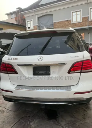 Mercedes-Benz GLE-Class 2017 White