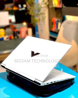 New Laptop Alienware 18 Area-51 32GB Intel Core i7 SSD 512GB