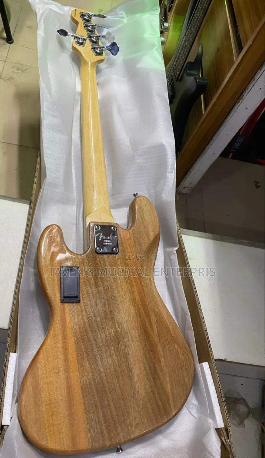 Fender Squier Active Jazz Bass