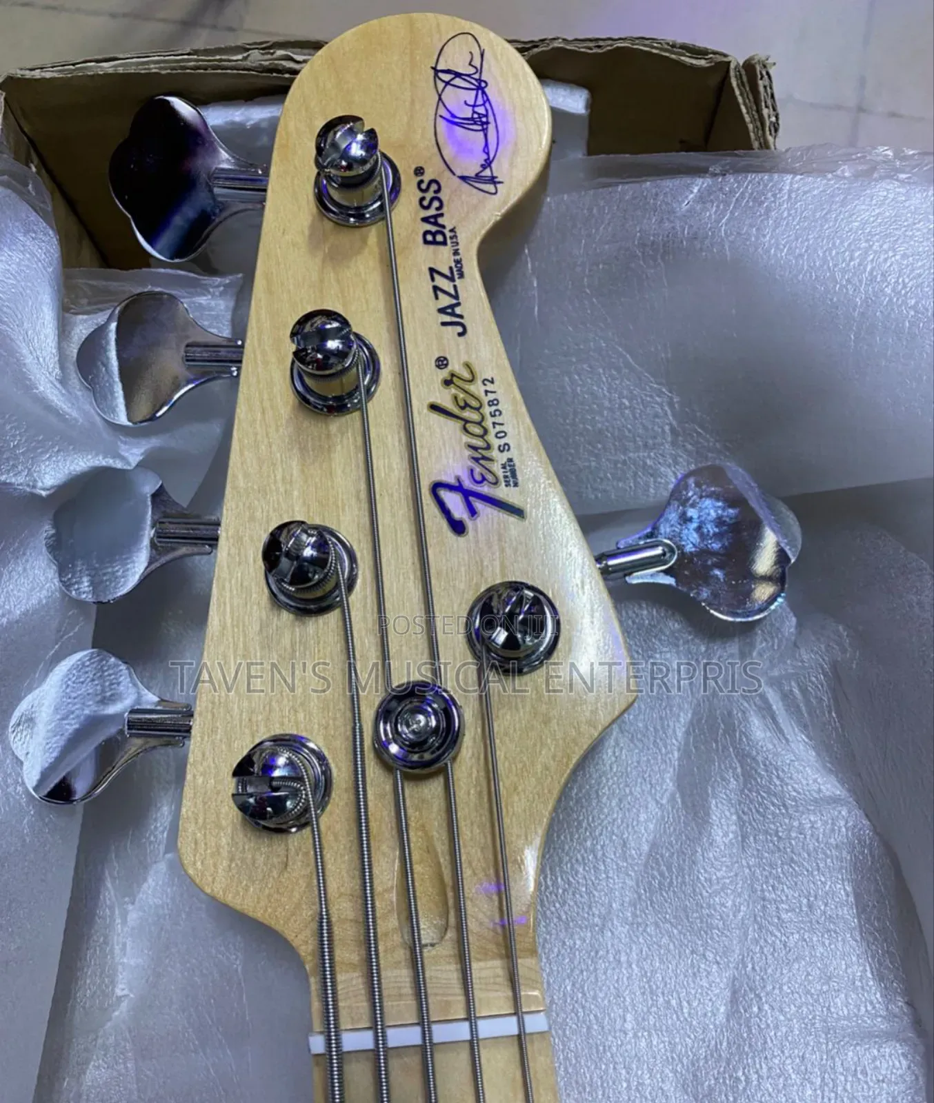 Fender Squier Affinity Series Active Jazz Bass Guitar