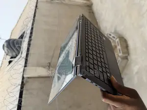 Laptop HP Dragonfly G3 8GB Intel Core i5 SSD 256GB