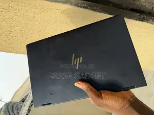 Laptop HP Dragonfly G3 8GB Intel Core i5 SSD 256GB