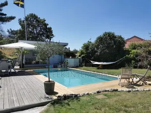 Residential Swimming Pool