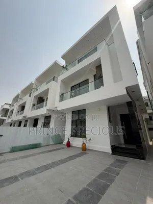 7bdrm Duplex in Lekki for rent