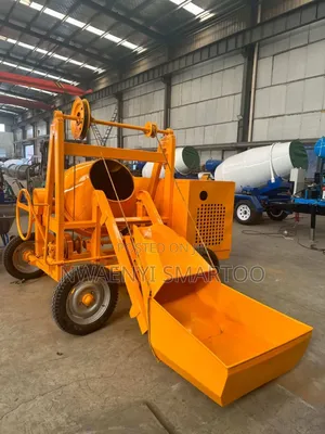 Lifting Concrete Mixer Selfload