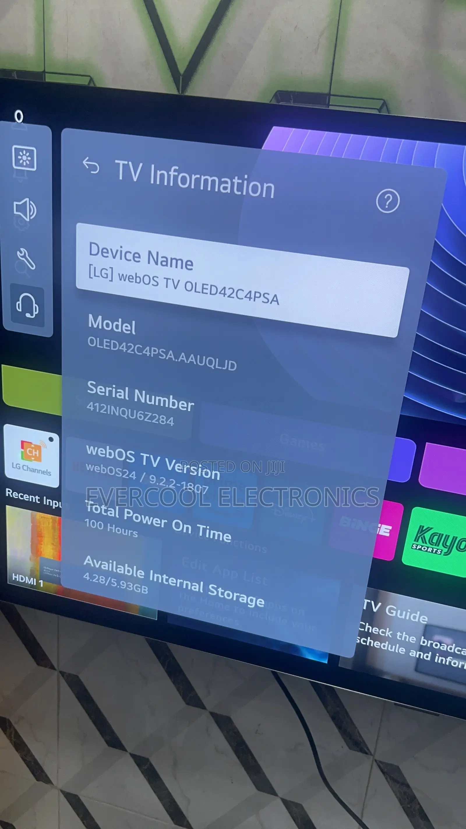 Sleek 42” 2024 Lg Oled Evo C4 Smart Tv