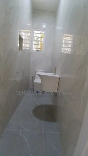 4bdrm Duplex in Parkview Estate for rent