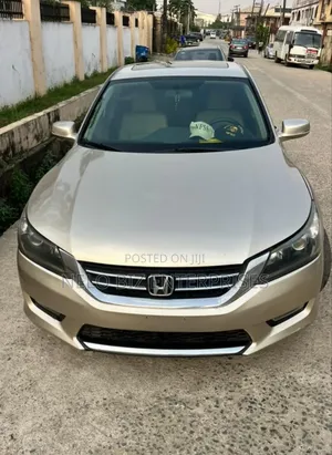 Honda Accord 2013 Gold