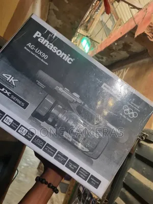 Panasonic Ag-Ux90 Uhd Professional Camcorder (Open Box)