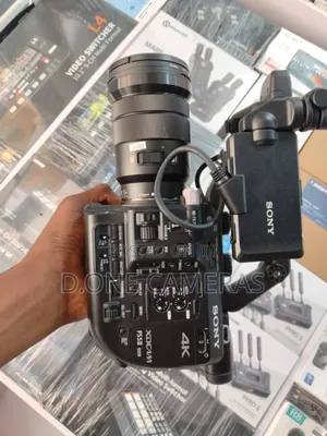 Sony PXW-Fs5 Mark 2 Xdcam Super 35mm Camcorder With 18-105mm Lens