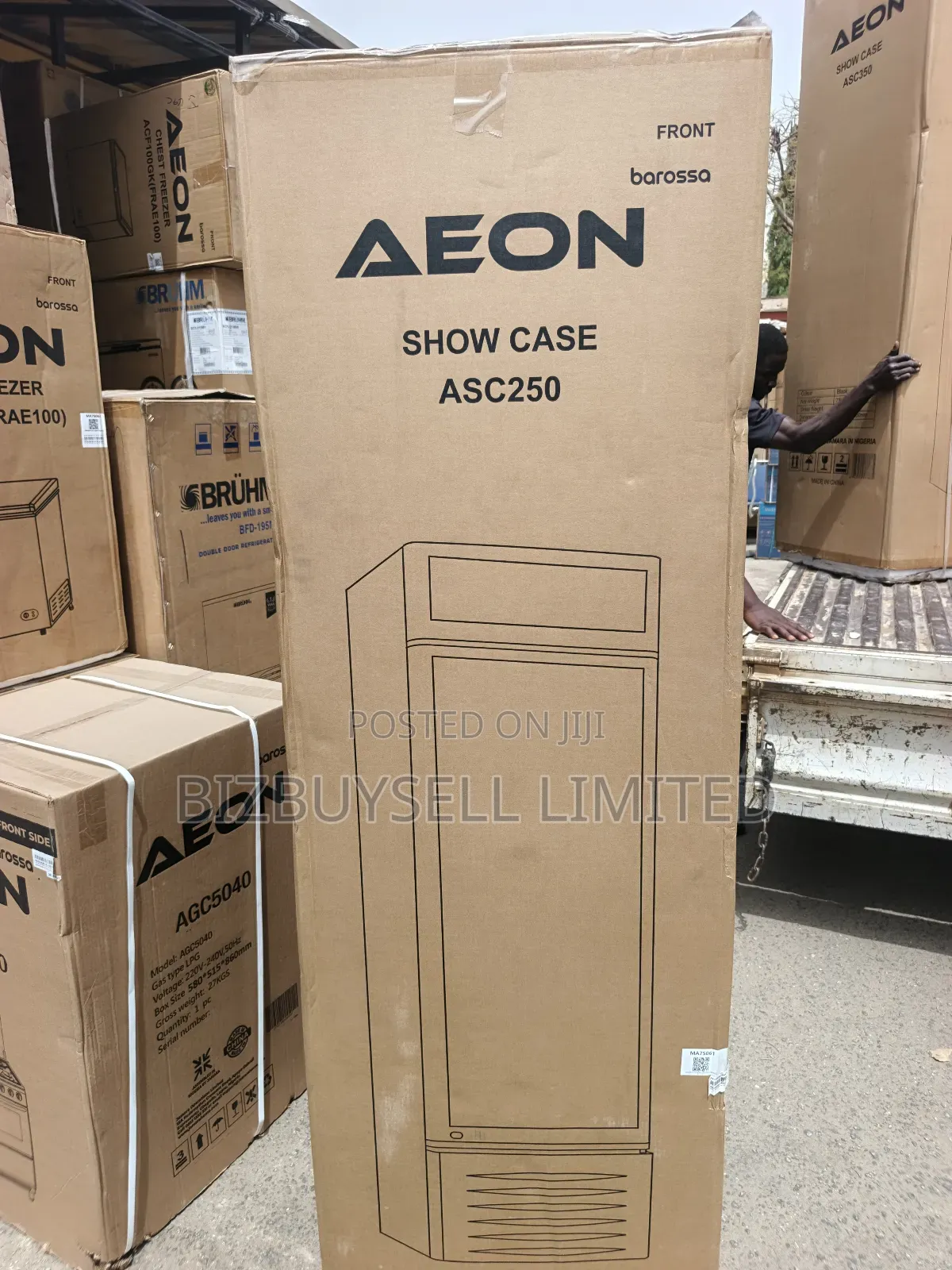 250l Aeon Standing Show Case Chiler.