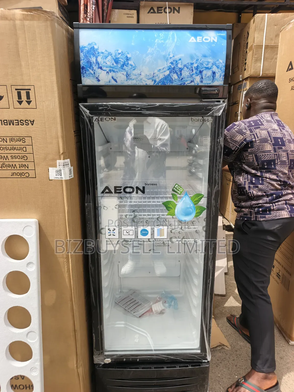 250l Aeon Standing Show Case Chiler.