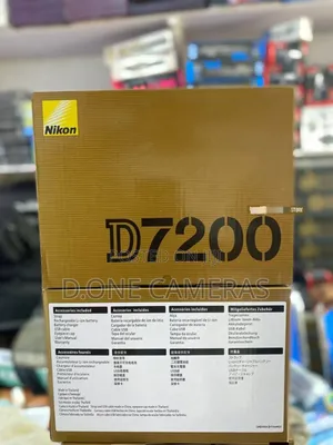 Nikon D7200 DSLR Camera With 18-140mm Zoom Lens