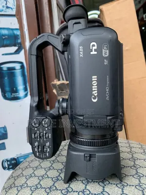 Canon Xa25 Compact Full Hd Camcorder