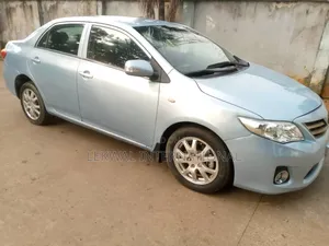 Toyota Corolla 2013 Blue