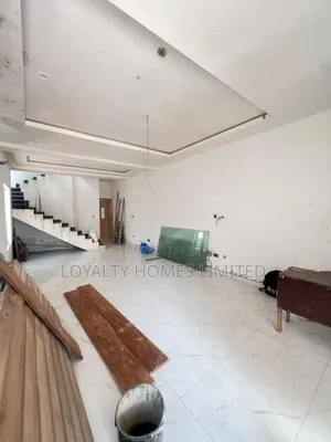 5bdrm Duplex in Ogudu GRA for sale