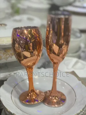 Elegant Metallic Style Champagne Glasses - Set of 6 - Rose Gold