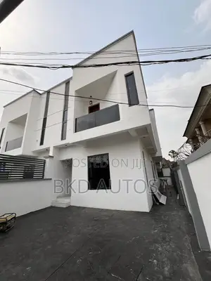 4bdrm Duplex in Gbagada for sale
