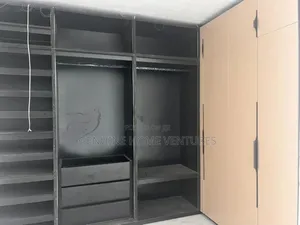 4bdrm Maisonette in Banana Island for rent