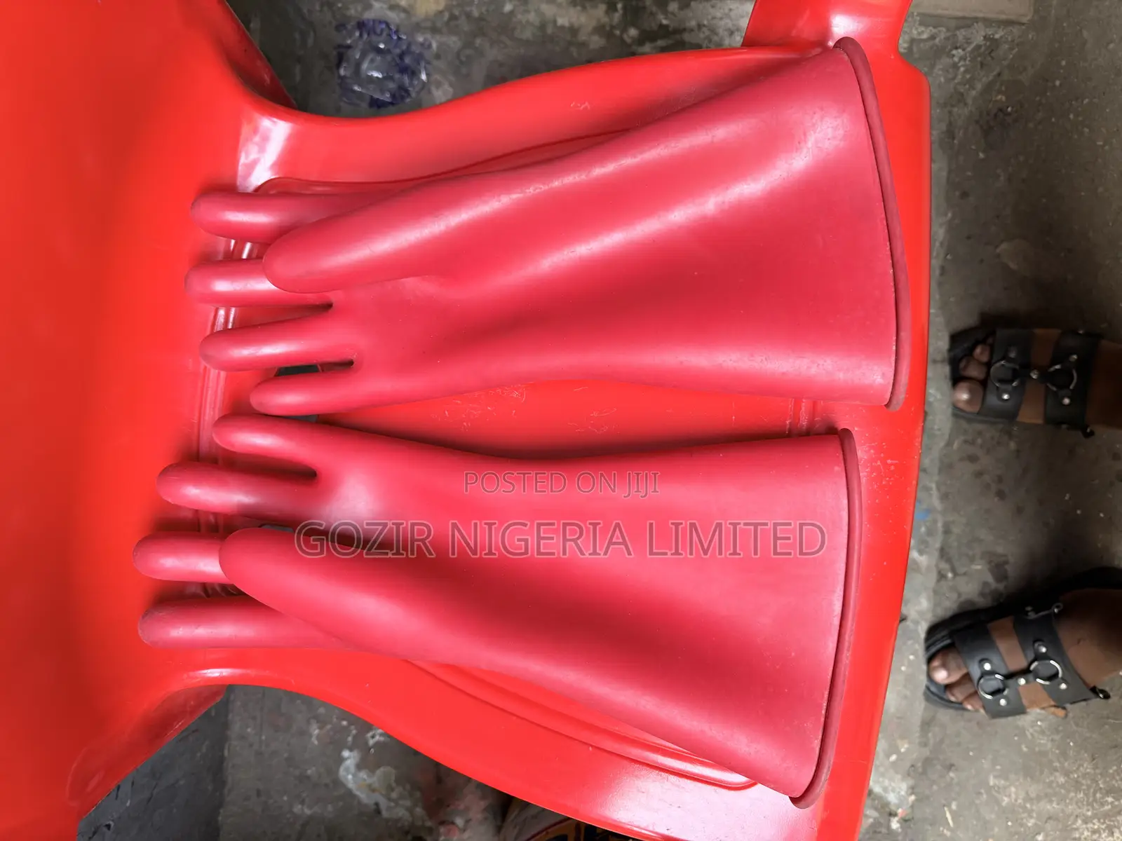 Electrical Handglove