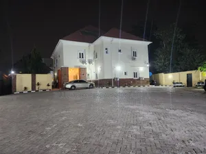 Well Located Luxury Cozy One Bedroom Apartment at Wuse Zone One, Abuja