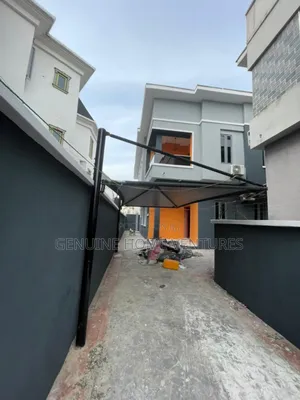4bdrm Duplex in Chevron for rent
