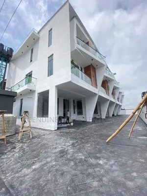 4bdrm Duplex in Ikate for rent