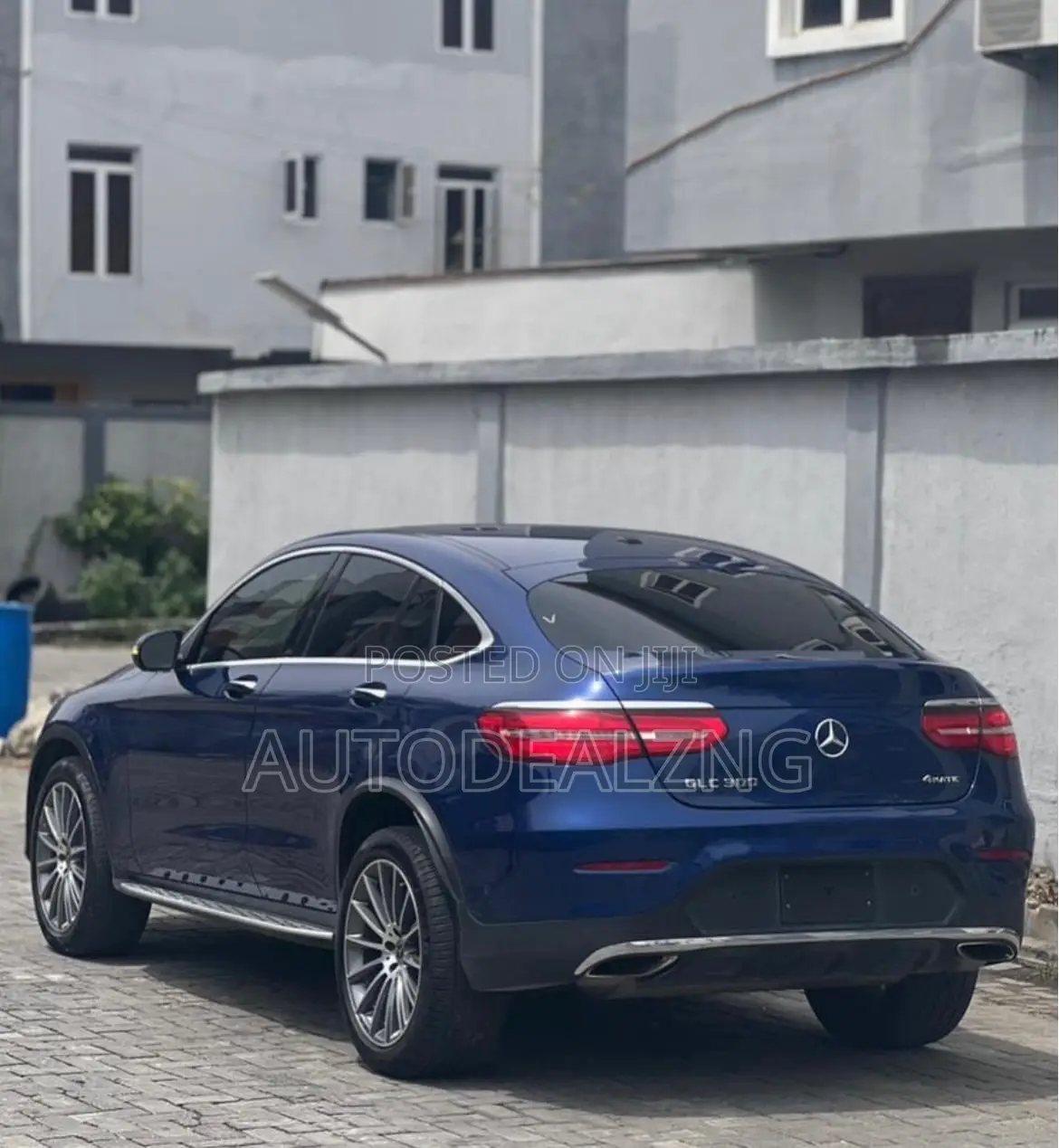 Mercedes-Benz GLC-Class 2019 Blue