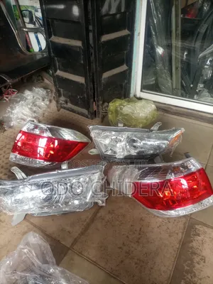 Head Lamp Highlander 2012