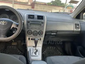 Toyota Corolla S 4dr Sedan (1.8L 4cyl 4A) 2010 Gray