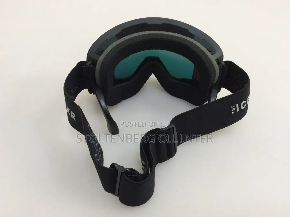 The Icebrkr Bone Outdoor Goggle