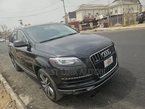 Audi Q7 3.0T Premium AWD quattro 2013 Gray