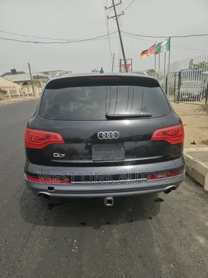 Audi Q7 3.0T Premium AWD quattro 2013 Gray